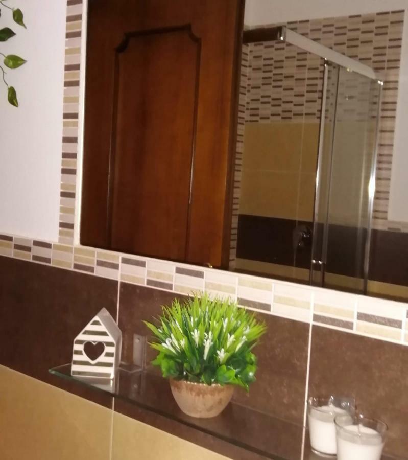 Apartament L'Approdo Del Re Caserta Zewnętrze zdjęcie